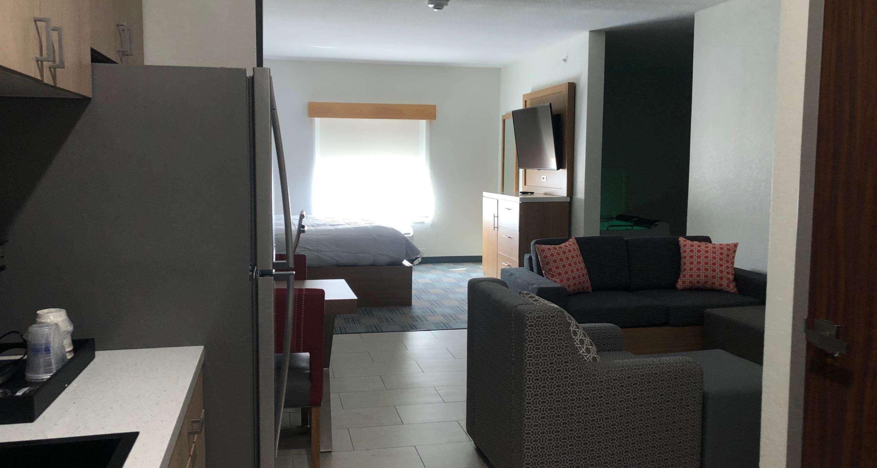 La Quinta Inn & Suites By Wyndham Coralville Iowa City מראה חיצוני תמונה