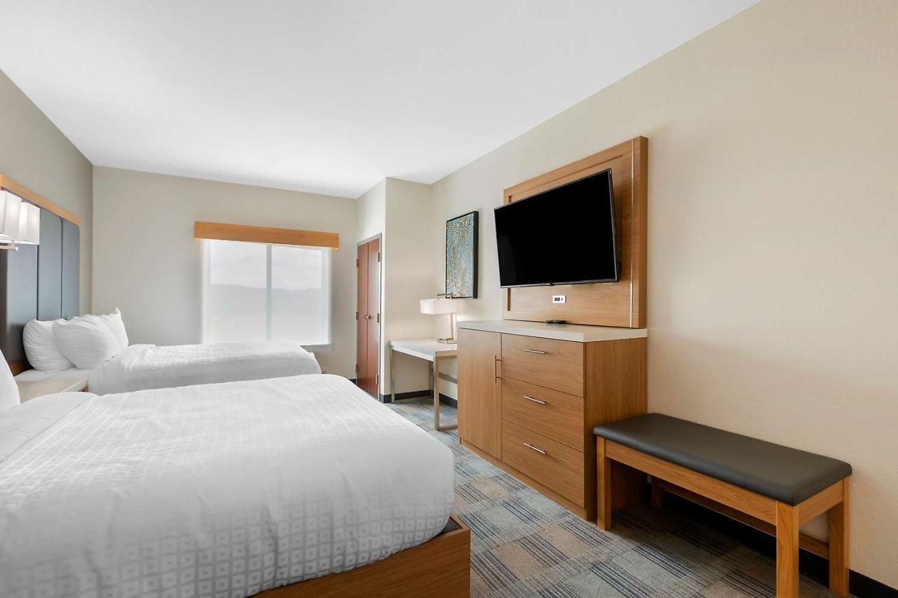 La Quinta Inn & Suites By Wyndham Coralville Iowa City מראה חיצוני תמונה