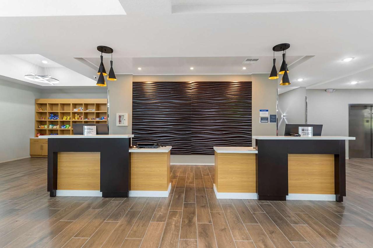 La Quinta Inn & Suites By Wyndham Coralville Iowa City מראה חיצוני תמונה